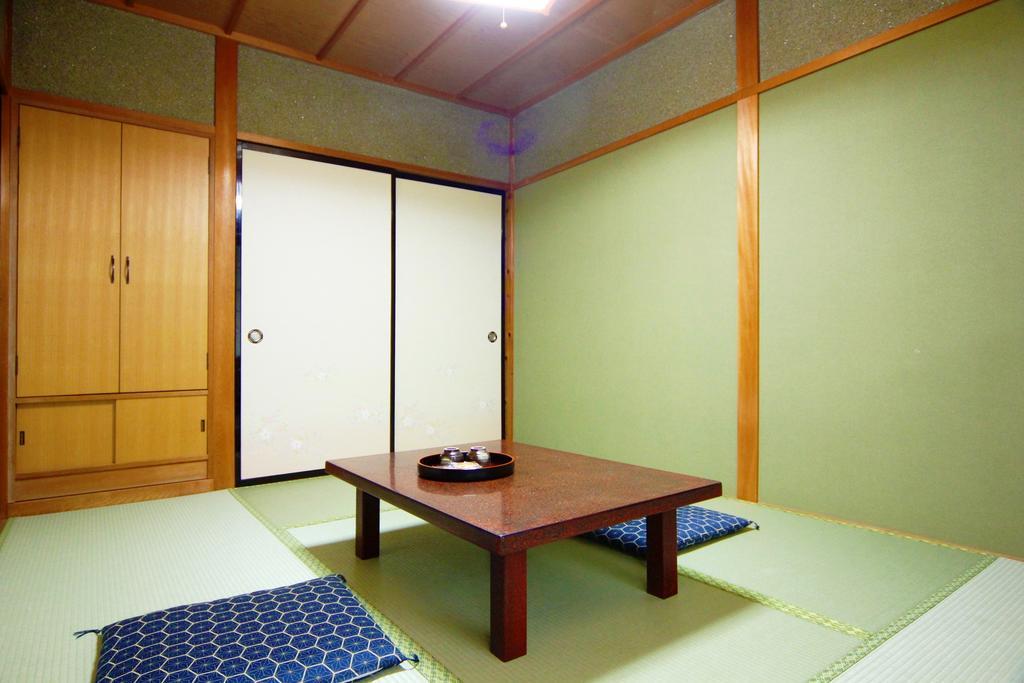 Jinkuro Hotel Takayama  Bagian luar foto