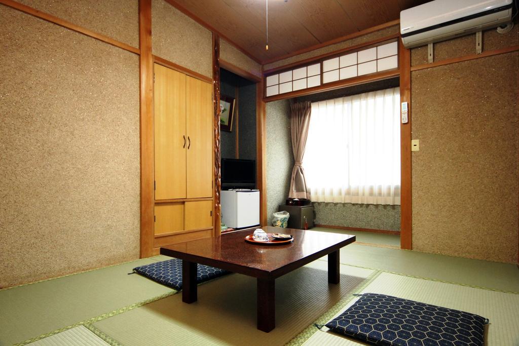 Jinkuro Hotel Takayama  Ruang foto