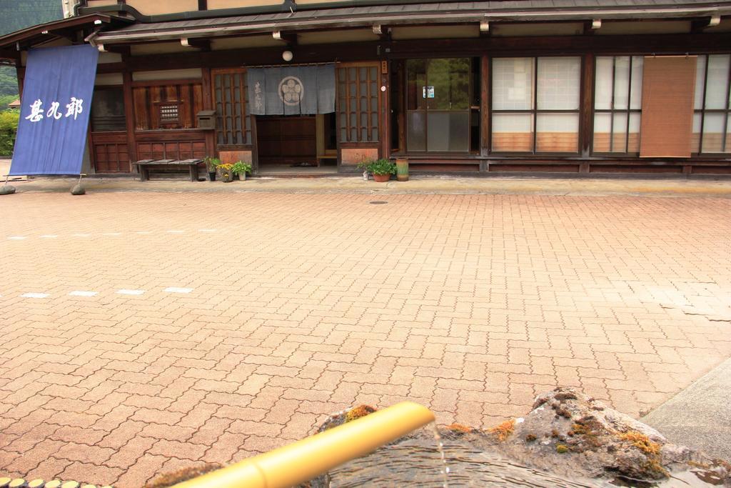 Jinkuro Hotel Takayama  Bagian luar foto