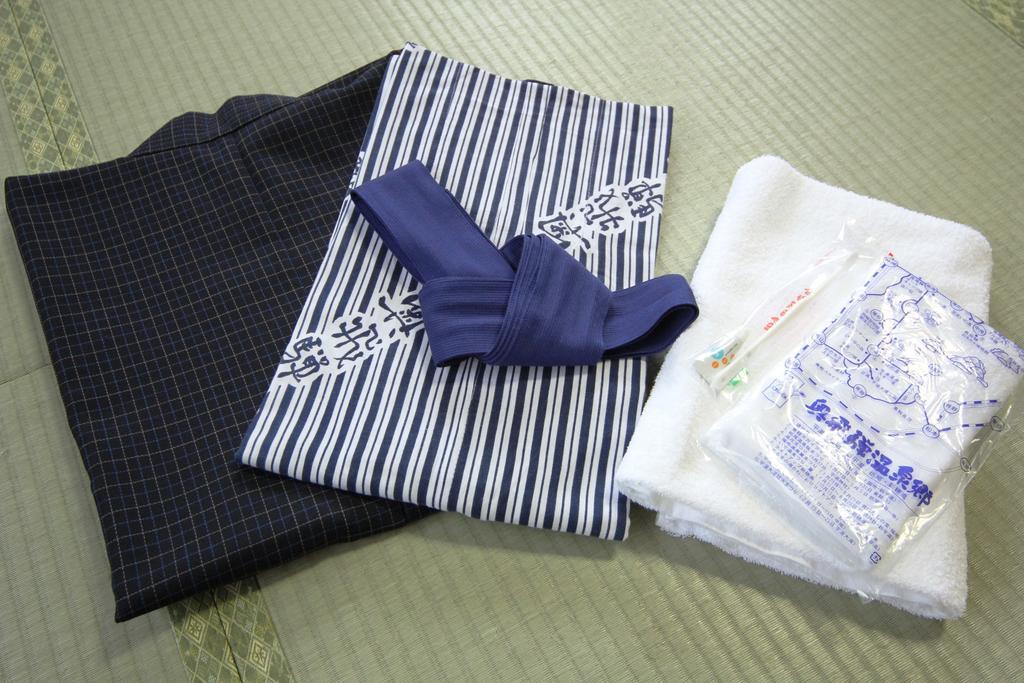 Jinkuro Hotel Takayama  Bagian luar foto