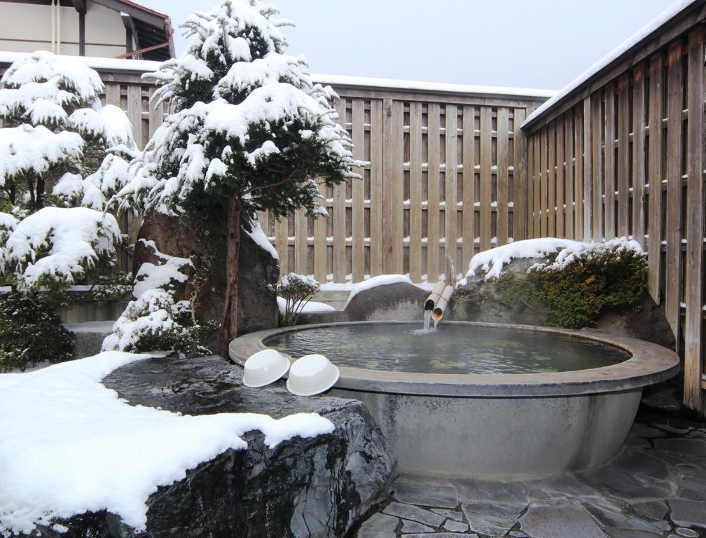 Jinkuro Hotel Takayama  Bagian luar foto