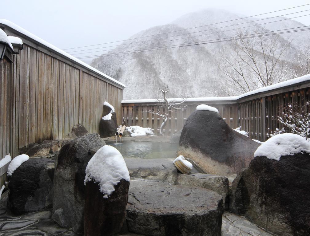 Jinkuro Hotel Takayama  Bagian luar foto