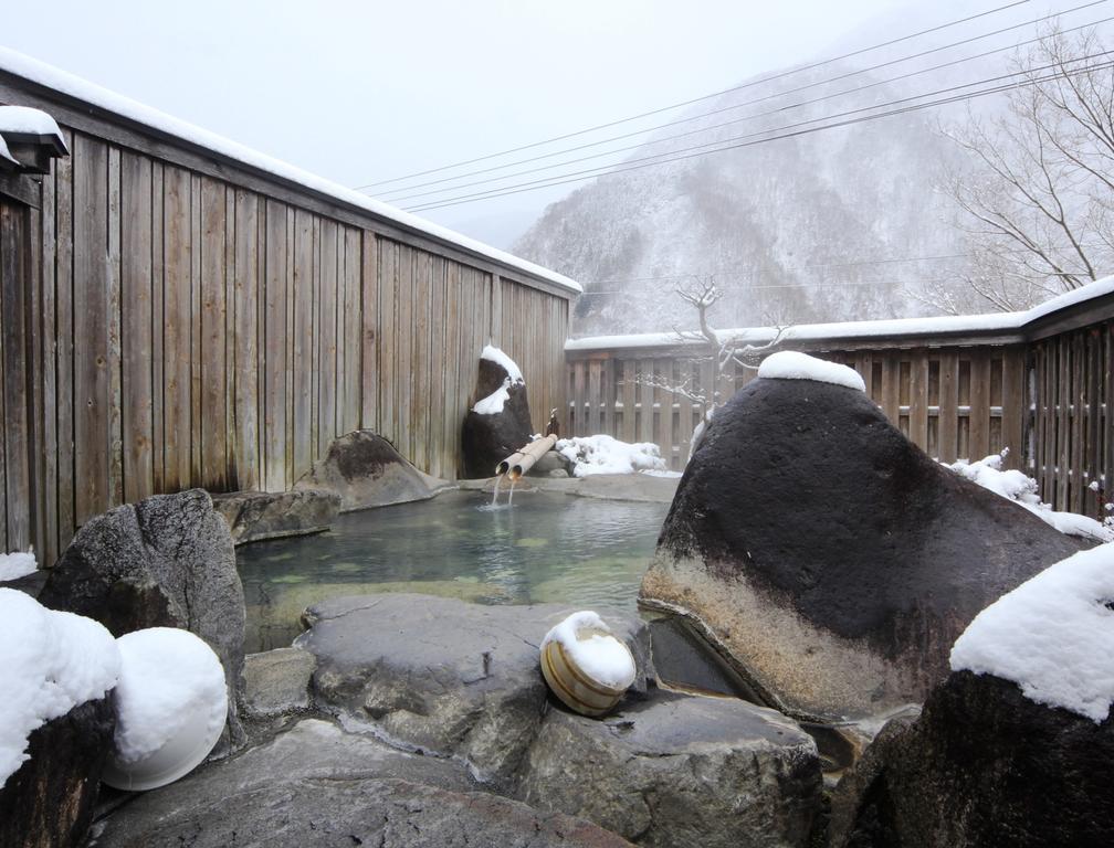 Jinkuro Hotel Takayama  Bagian luar foto